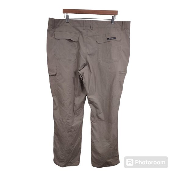 Men's Cabelas Cargo Pants Lightweight Khaki Size 44x32 - Picture 2 of 5